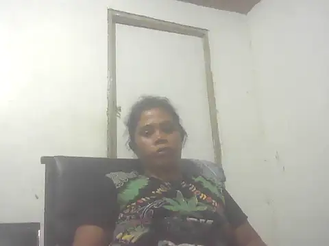 Hotmommax online show from 09-27-25, 12:43