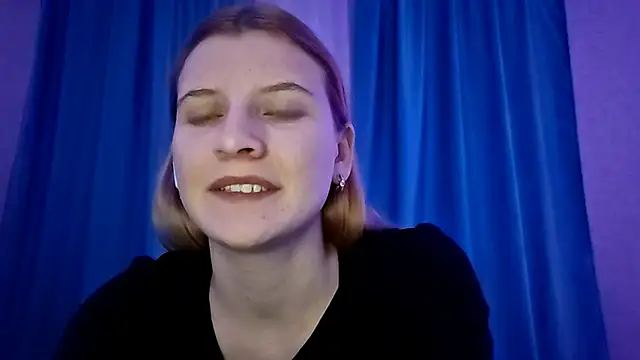 LynteriLain online show from 12-01-25, 05:51