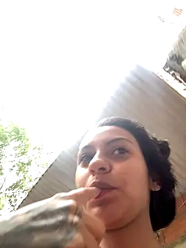 miluwatson online show from 10-11-25, 09:35