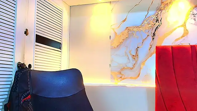 Snapshot of daniscot chatting on 10-11-25, 03:50 daniscot online show from 10-11-25, 03:50