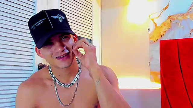 Snapshot of daniscot chatting on 10-15-25, 03:50 daniscot online show from 10-15-25, 03:50