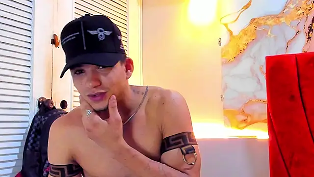 Snapshot of daniscot chatting on 11-07-25, 04:12 daniscot online show from 11-07-25, 04:12