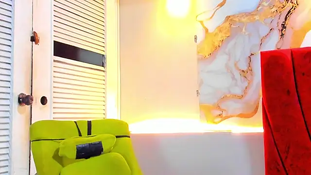 Snapshot of daniscot chatting on 11-14-25, 04:00 daniscot online show from 11-14-25, 04:00