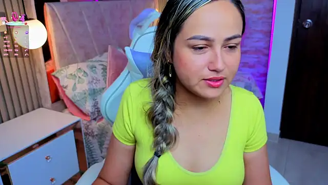 lila cute1 online show from 11-17-25, 10:32