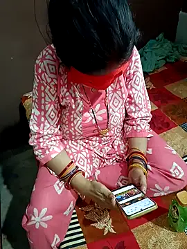 Hot  bhabhi 99 online show from 10-04-25, 07:50