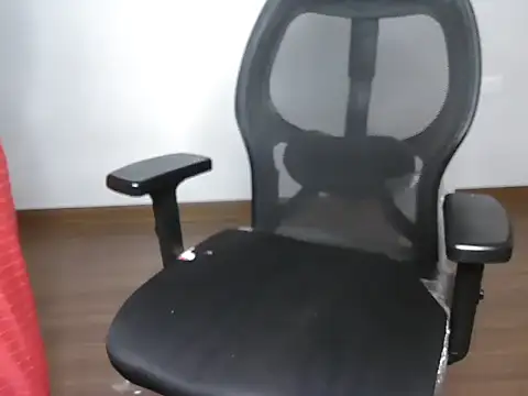 Snapshot of mooonlightbaby chatting on 03-12-26, 03:51 mooonlightbaby online show from 03-12-26, 03:51