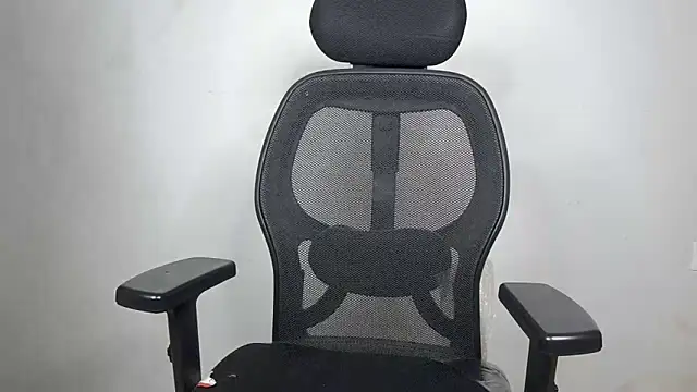 Snapshot of mooonlightbaby chatting on 04-07-26, 04:18 mooonlightbaby online show from 04-07-26, 04:18