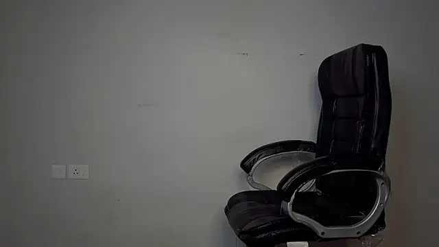 Snapshot of mooonlightbaby chatting on 04-10-26, 04:55 mooonlightbaby online show from 04-10-26, 04:55