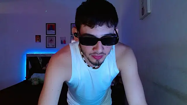 Sebasxxl12 online show from 03-16-26, 08:35