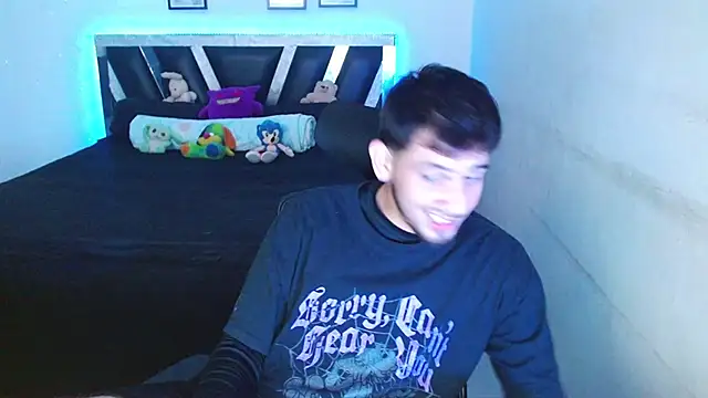 Sebasxxl12 online show from 03-18-26, 01:31