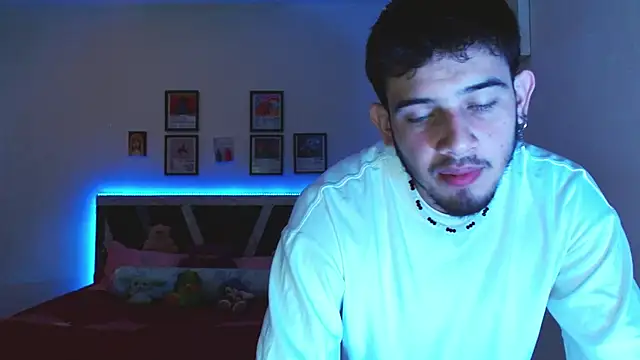 Sebasxxl12 online show from 03-27-26, 01:44