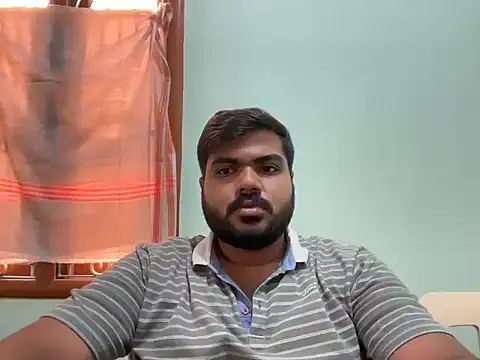 Snapshot of Romeo_Sam2 chatting on 10-19-25, 06:25 Romeo Sam2 online show from 10-19-25, 06:25