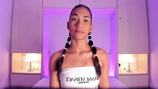 AnahiCollins online show from 03-08-26, 12:09