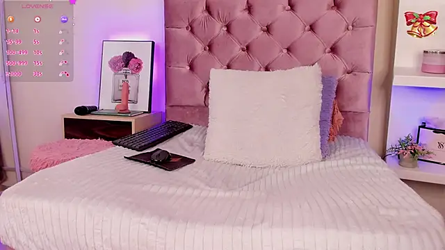 julianaarboleda online show from 12-28-24, 03:37