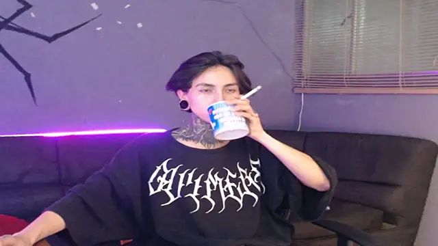 Kuregari xs online show from 11-05-25, 04:12