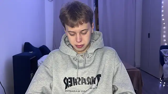  bee boy  online show from 11-29-25, 02:31