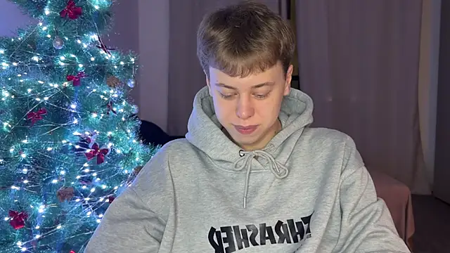  bee boy  online show from 12-01-25, 02:11