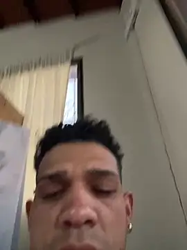 Valentino-elTuyo online show from 02-06-26, 10:51