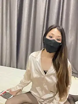 aska1986 online show from 11-17-25, 04:24