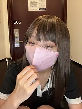 Snapshot of Riria_xx chatting on 11-22-25, 02:10 Riria xx online show from 11-22-25, 02:10