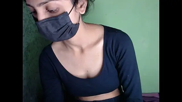 sexy yuvi online show from 10-24-25, 06:59
