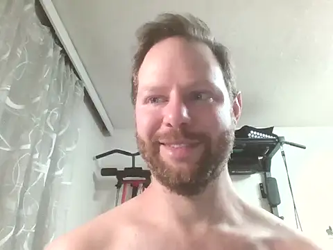 Snapshot of Lukmeister91 chatting on 06-12-26, 07:24 Lukmeister91 online show from 06-12-26, 07:24
