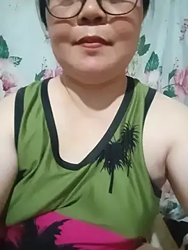 Snapshot of NestleGirl22 chatting on 06-20-26, 02:58 NestleGirl22 online show from 06-20-26, 02:58