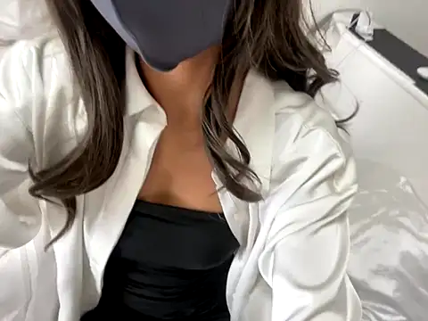 Snapshot of Toriyufu chatting on 11-12-25, 02:12 Toriyufu online show from 11-12-25, 02:12