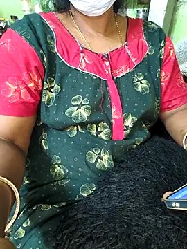 Snapshot of Tamilselviroja- chatting on 11-07-25, 03:56 Tamilselviroja- online show from 11-07-25, 03:56
