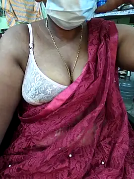 Snapshot of Tamilselviroja- chatting on 11-25-25, 04:29 Tamilselviroja- online show from 11-25-25, 04:29