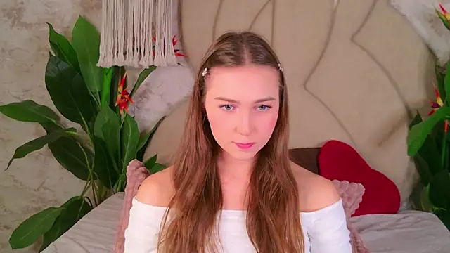 OliviaLay online show from 11-13-25, 11:42