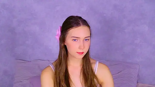 OliviaLay online show from 11-24-25, 12:16