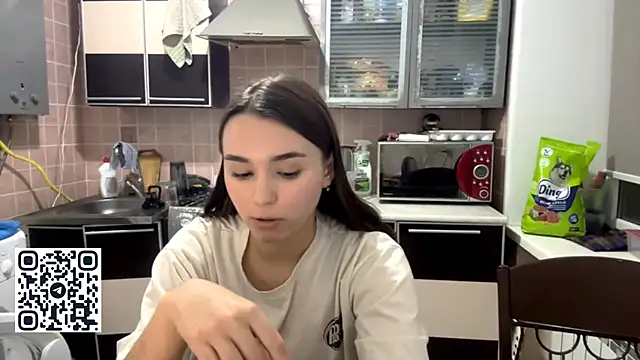 Snapshot of JaneFosterxx chatting on 11-17-25, 05:08 JaneFosterxx online show from 11-17-25, 05:08