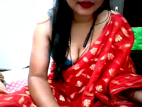 Snapshot of Myna95 chatting on 11-19-25, 04:40 Myna95 online show from 11-19-25, 04:40