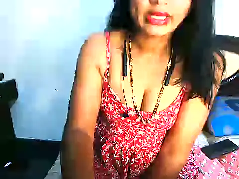 Snapshot of Myna95 chatting on 11-25-25, 03:56 Myna95 online show from 11-25-25, 03:56