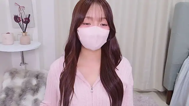 Seira  nn online show from 02-12-26, 01:28