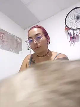 rojita-rojita online show from 10-24-25, 11:01