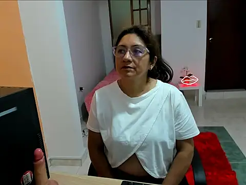 scarlett mystic online show from 10-14-25, 01:34