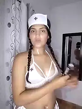 Snapshot of Valery_Margie chatting on 11-04-25, 07:51 Valery Margie online show from 11-04-25, 07:51