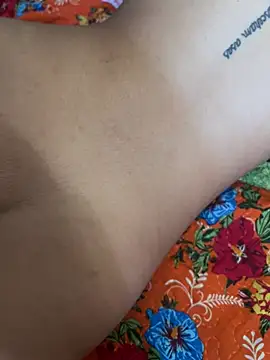 Snapshot of Alinebblinda chatting on 02-19-26, 05:31 Alinebblinda online show from 02-19-26, 05:31