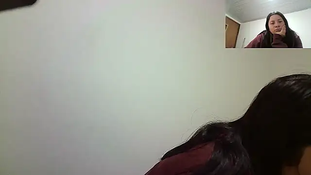 Snapshot of Honey_Alix chatting on 11-15-25, 06:55 Honey Alix online show from 11-15-25, 06:55