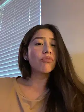 Snapshot of wettt188 chatting on 11-27-25, 12:29 wettt188 online show from 11-27-25, 12:29