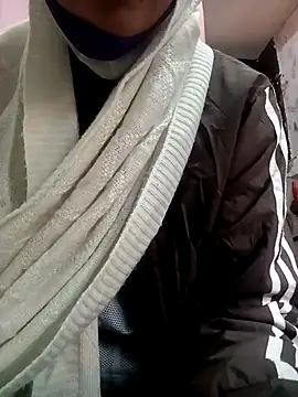 Snapshot of Pihu-56 chatting on 11-14-25, 02:21 Pihu-56 online show from 11-14-25, 02:21