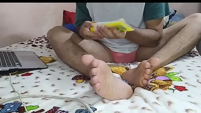 Snapshot of ThiagoDeseo chatting on 11-09-25, 08:18 ThiagoDeseo online show from 11-09-25, 08:18