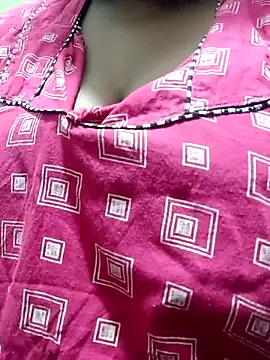 Snapshot of harinisree chatting on 12-18-25, 02:34 harinisree online show from 12-18-25, 02:34