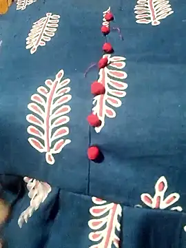 Snapshot of harinisree chatting on 01-07-26, 01:30 harinisree online show from 01-07-26, 01:30