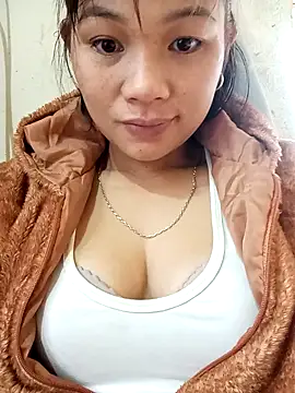 Snapshot of cogaisexy chatting on 11-18-25, 01:22 cogaisexy online show from 11-18-25, 01:22