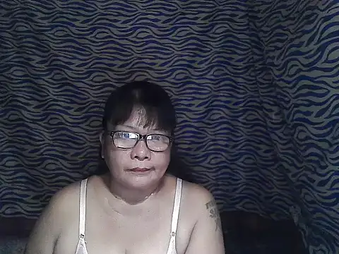 Snapshot of joy_cute chatting on 12-21-25, 11:23 joy cute online show from 12-21-25, 11:23