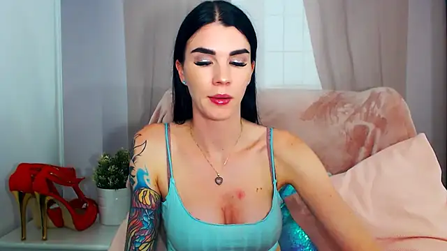 Snapshot of SofiiaBeauty chatting on 10-08-25, 07:22 SofiiaBeauty online show from 10-08-25, 07:22