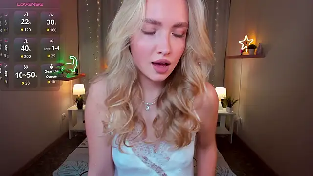 Snapshot of TessaGrays chatting on 01-15-26, 01:16 TessaGrays online show from 01-15-26, 01:16